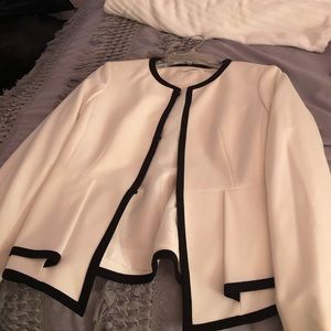 Calvin Klein Women’s Career Blazer